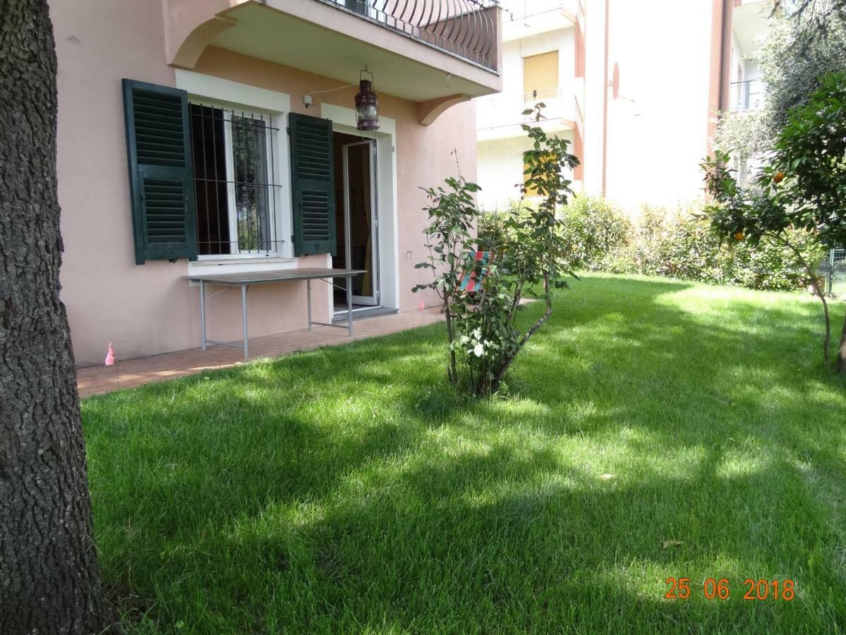 Bed & Blu Apartment Savona Exterior foto